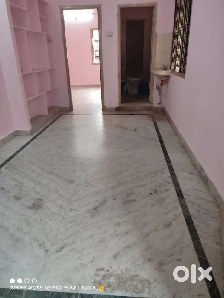 1bhk available for family and bachelor's ready to move