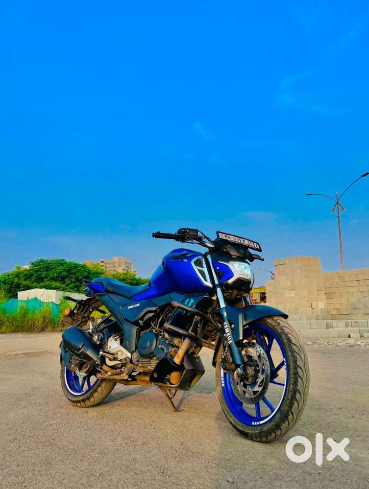 yamaha fz v4 for sell deluxe model