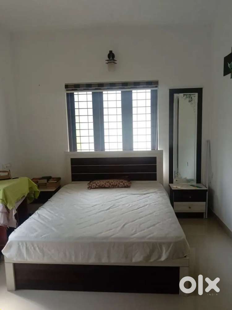 3BHK fully furnished 1st floor at Pathadipalam ₹30,000 Family/Execs”