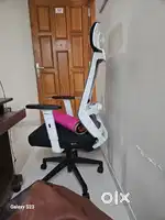 Computer chair