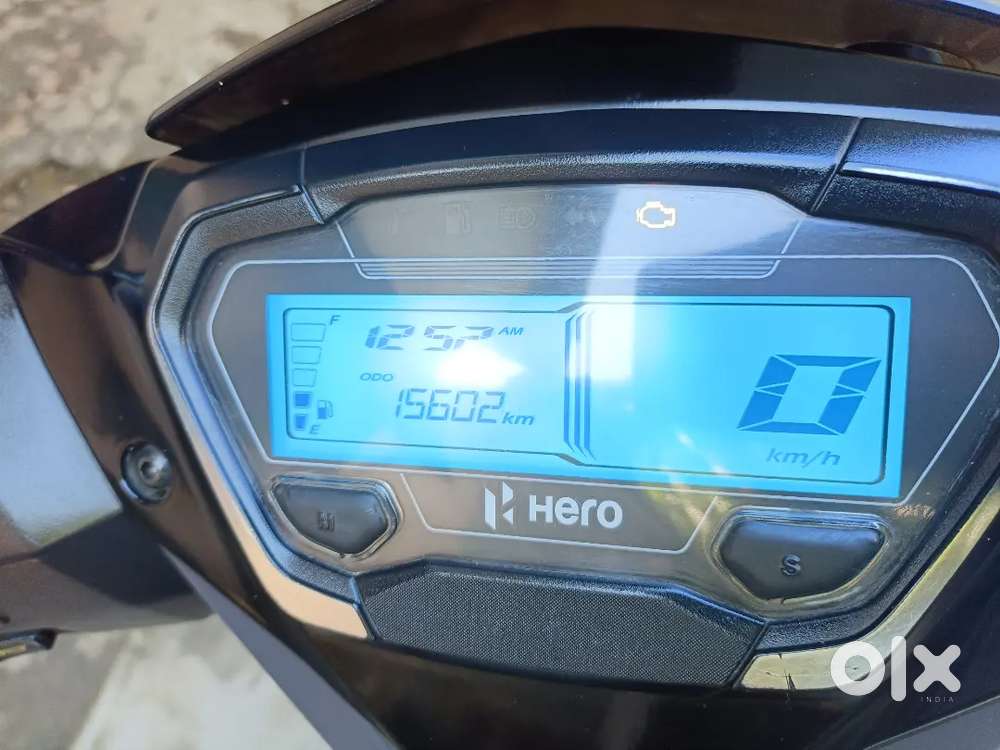 Hero Xoom top model gd condition