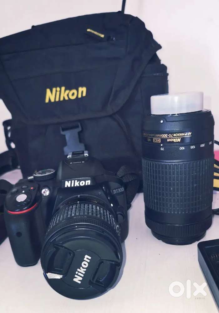 Nikon D5300 DSLR with 18-55mm Kit Lens + 70-300mm