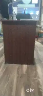 Computer table