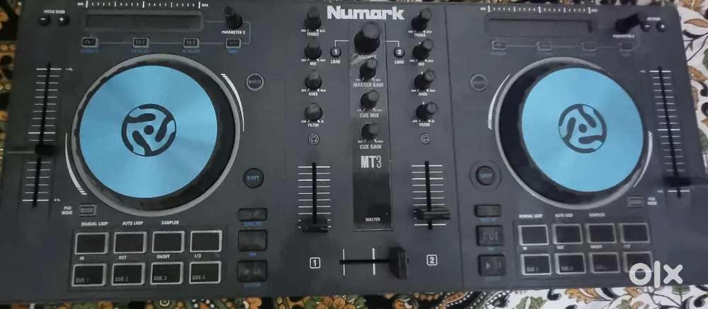 Numark DJ Console