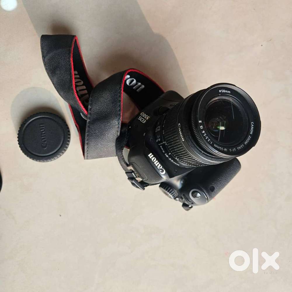 New D-SLR Canon EOS 550D with Complete set and 18-135 mm IS Lens