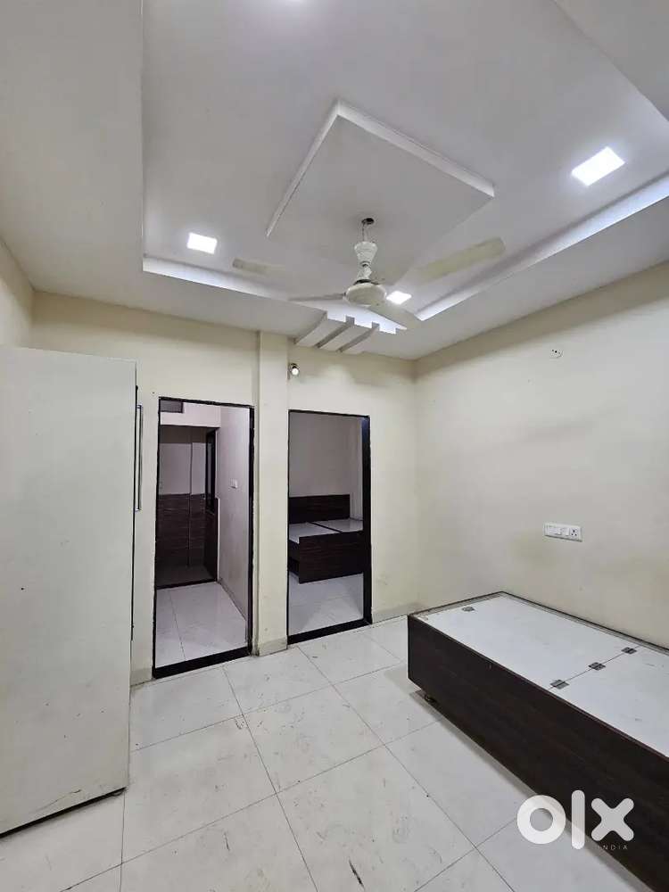 1BHK FULL INDEPENDENT SENI FURNITURE FOR BOYS/GIRLS/COUPLES