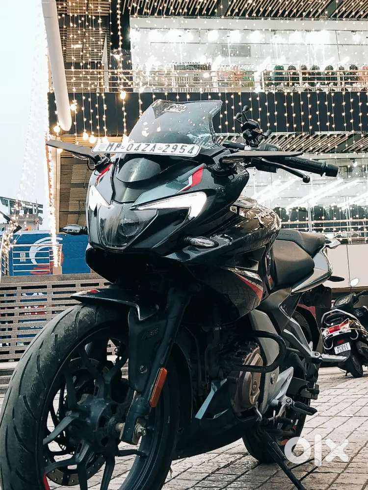 Selling my Bajaj Pulsar f250 2022