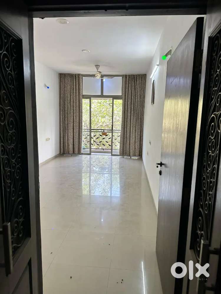 3 BHK flat Available for Rent