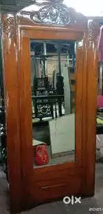 Wooden Almirah/ Teak Wood Wardrobe/ Wooden Cupboard