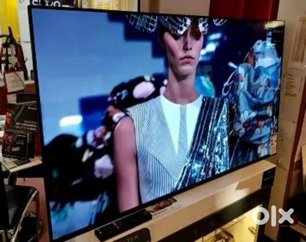 42 Smart Led Tv 3 Month Used With Warranty