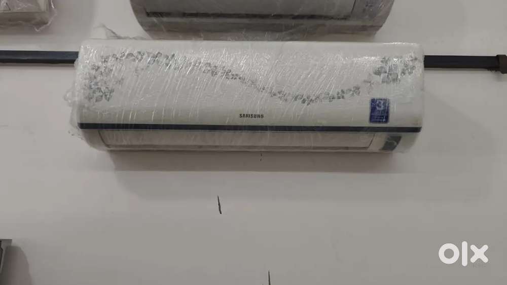 1.5 ton split AC with warranty good condition