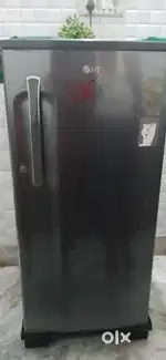 5 years old LG fridge__URGENT SELL because I bought double door fridge
