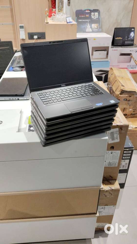 Premium DELL Latitude 5400 – i7 8th Gen 256 ssd 14” FHD  Win 11