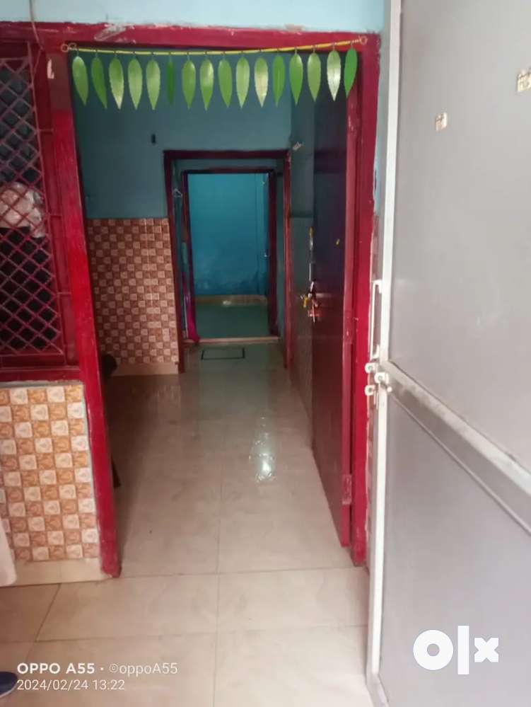 2 room set at a very low price... market malls and school available...