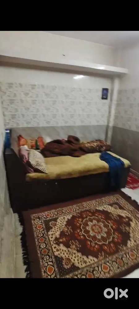 2bhk flat for sharing