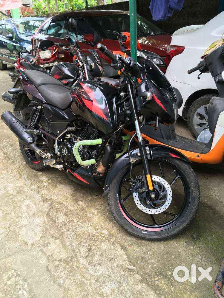 Pulsar 125