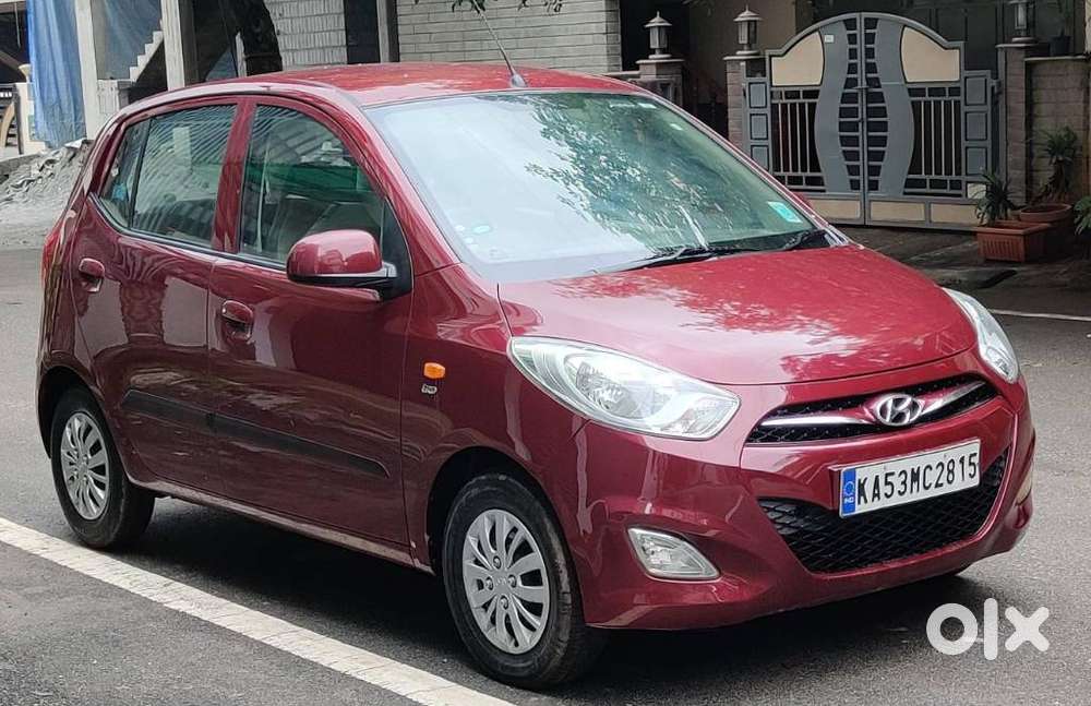 Hyundai i10 Sportz, 2015, Petrol