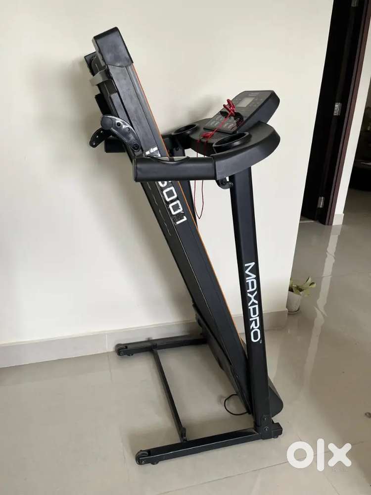 Treadmill: Maxpro IM5001 for sale