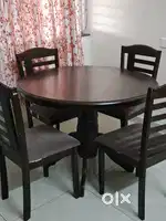4 Seater Dining table set