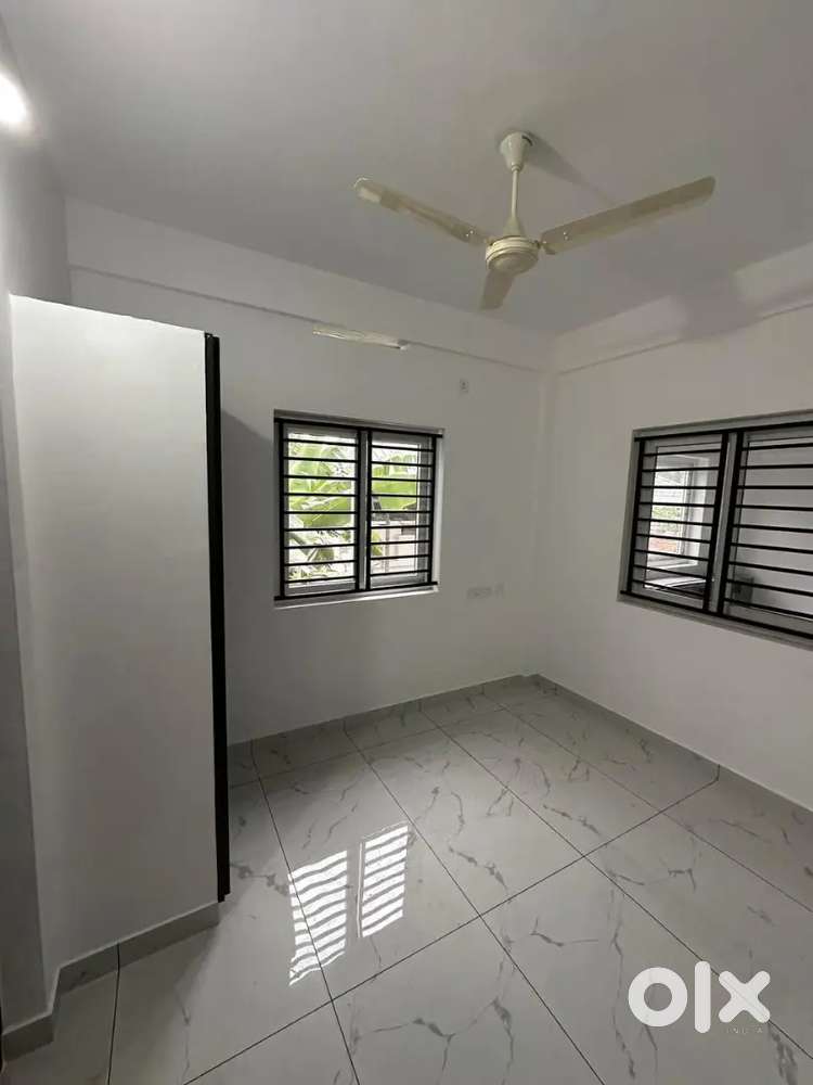 Office space for rent near Apollo, Kalamassery. Affordable at ₹10,000