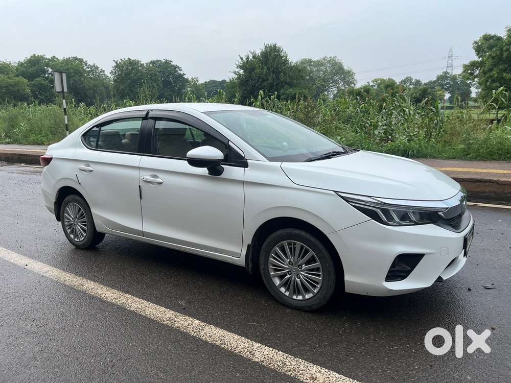 Honda city 2022 my family car original paint showroom condition