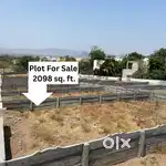 40 feet road touch plots