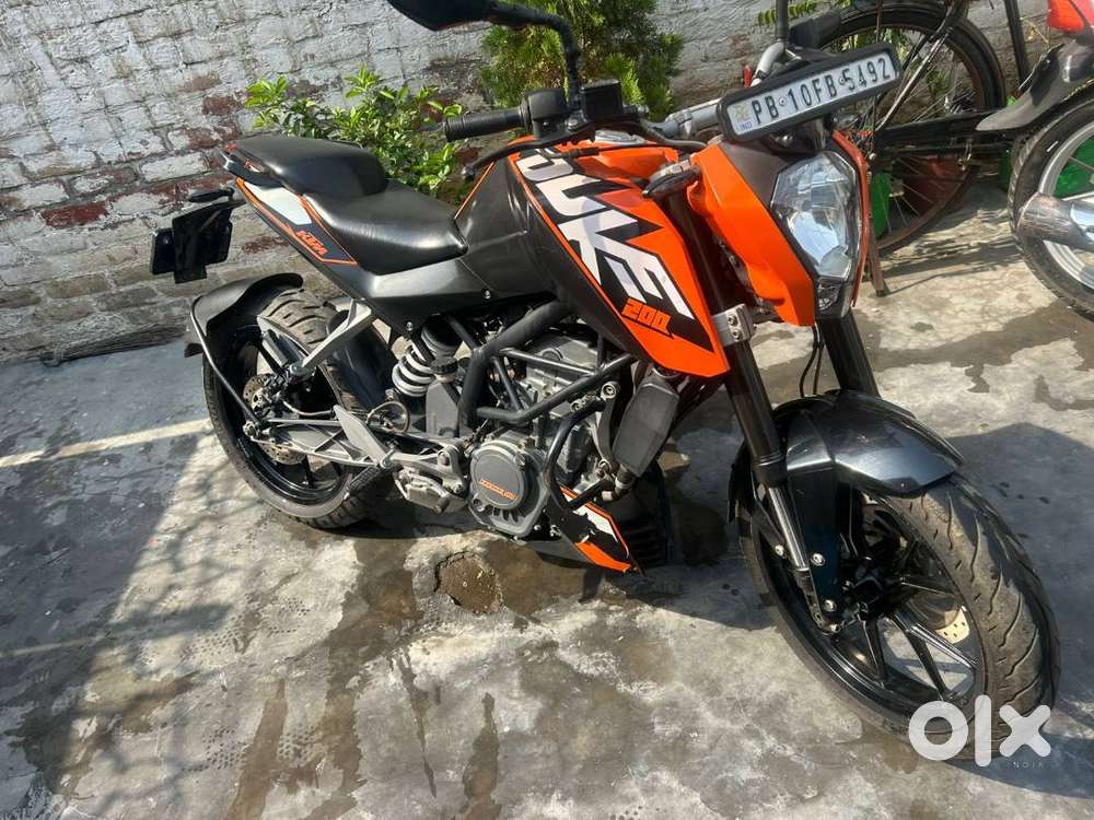 KTM 200 AVAILABLE FOR SALE