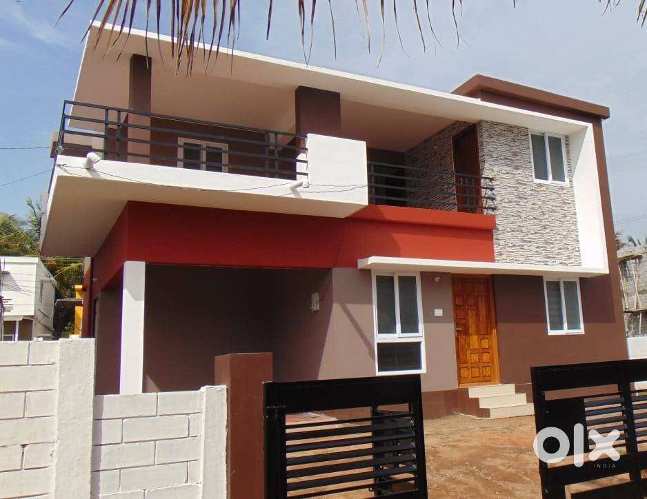 Right On the Highway - New House for sale in Palakkad!