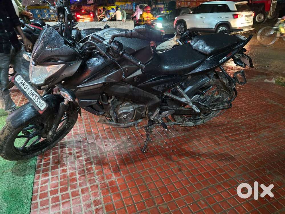 Bajaj pulsar N's 160