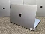 Apple Macbook Pro  i7/16/512/5.5gb Graphics  15inch Retina Touchbar