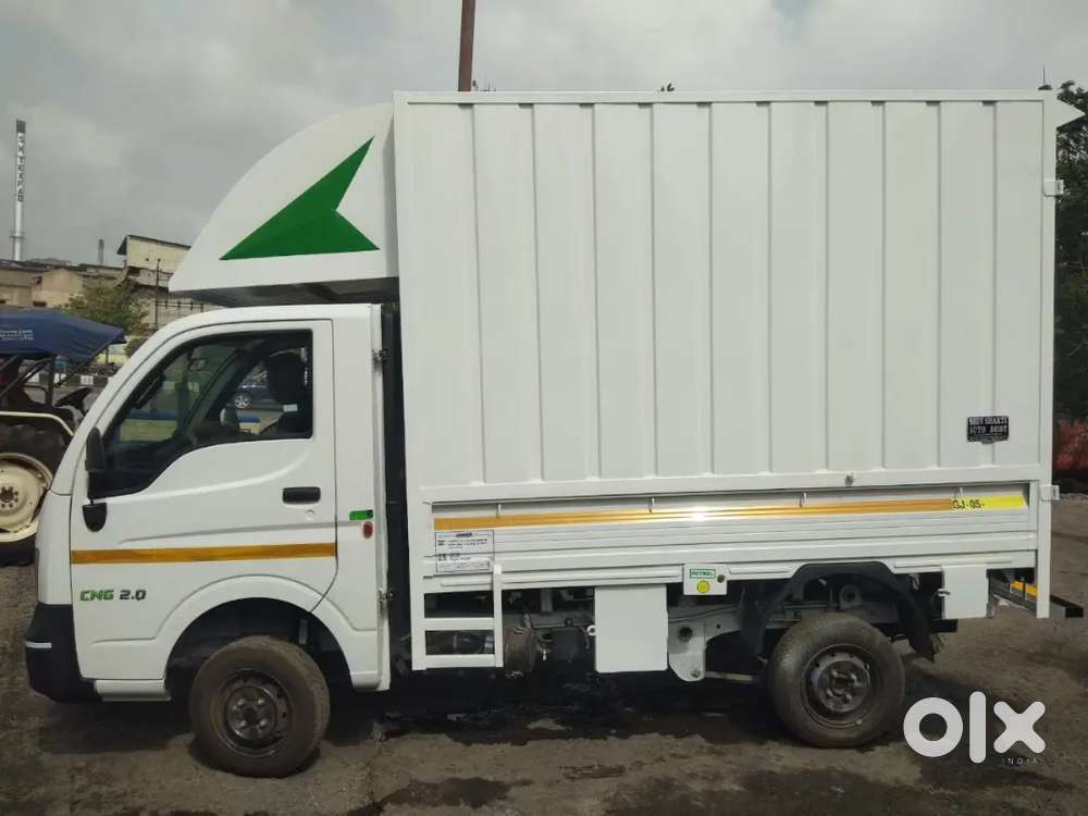 TATA ACE DRIVER ( CNG )