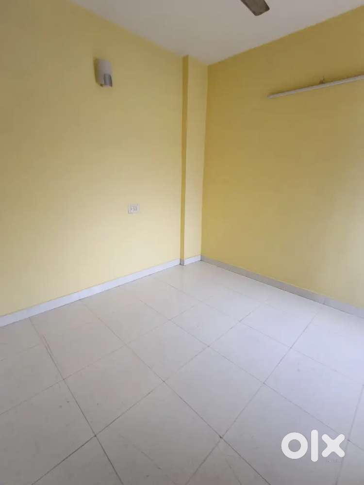 2 nd floor apartment for rent tripunithura near by metro station
