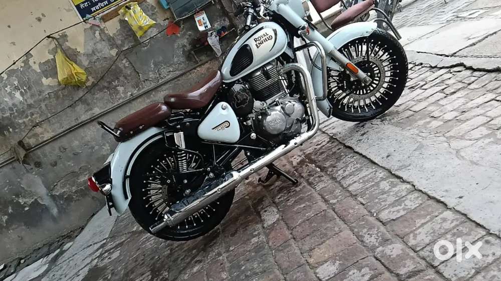 Very good condition new battery reborn model singal hand use