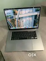 Apple MacBook Pro  2019  i9  32Gb  512GB  5.5GB graphics  WRNTY