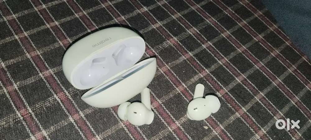 Realme original T110 earbuds