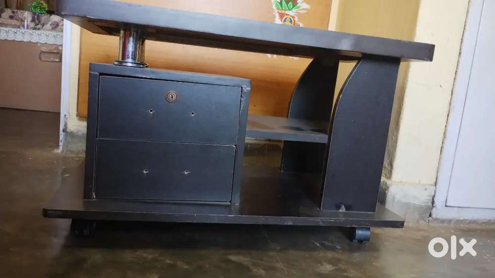 Wooden Centre Table