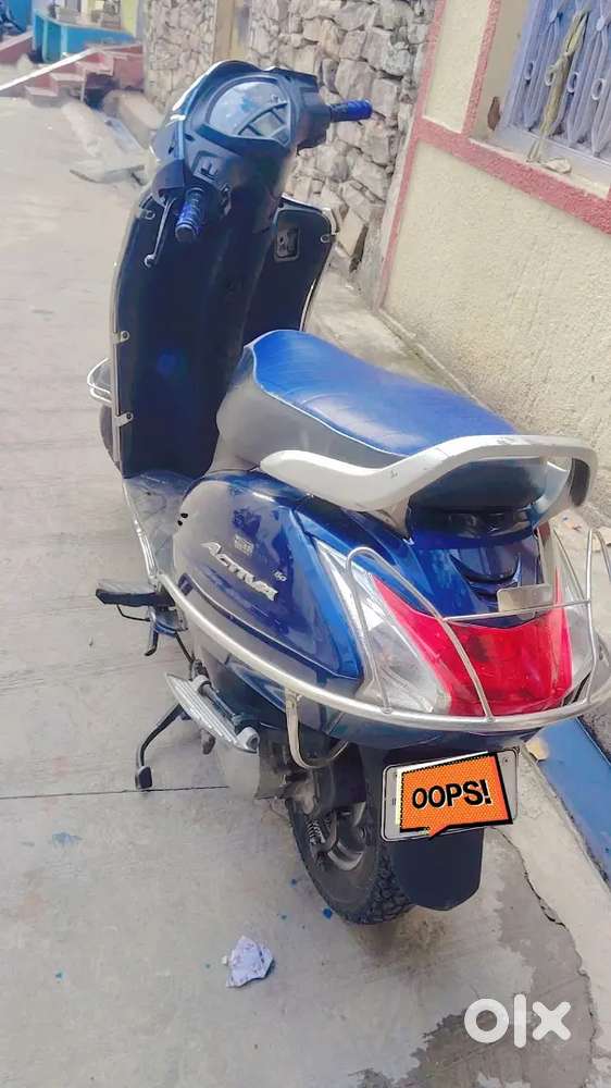 Honda Activa (110)cc blue colour