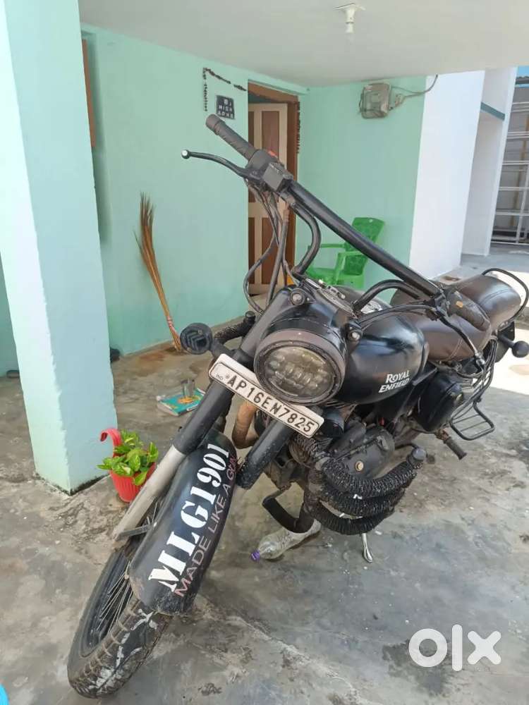 Royal enfield classic 500 very less driven bike modified handle