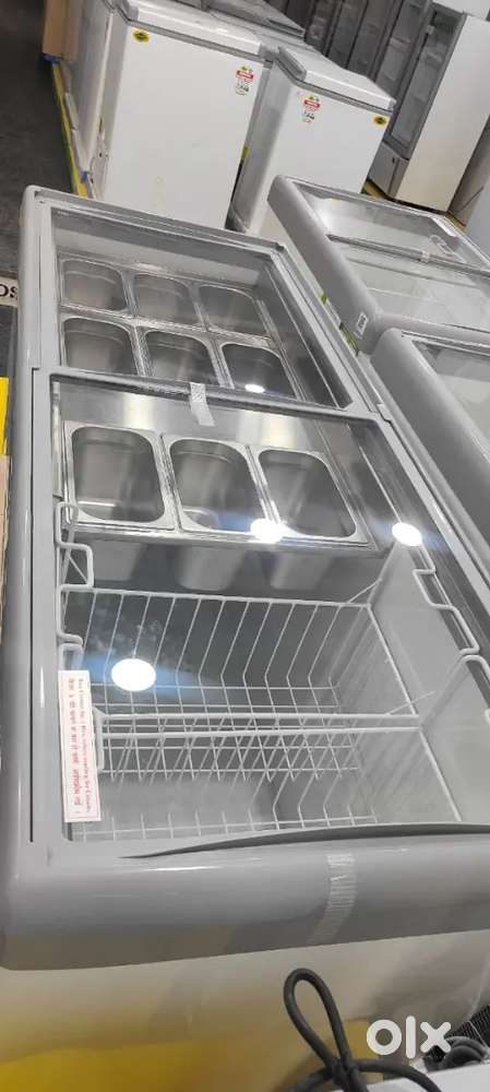 Display Deep Freezer (With Ice Cream cutouts and Gelato Pans)