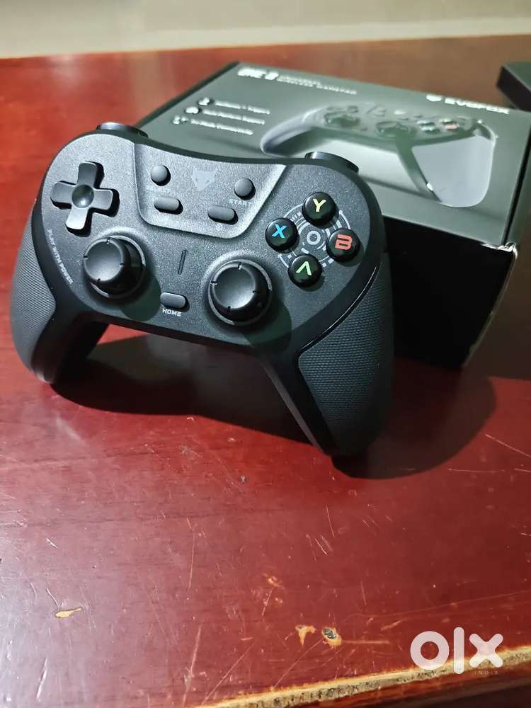 Gaming controller