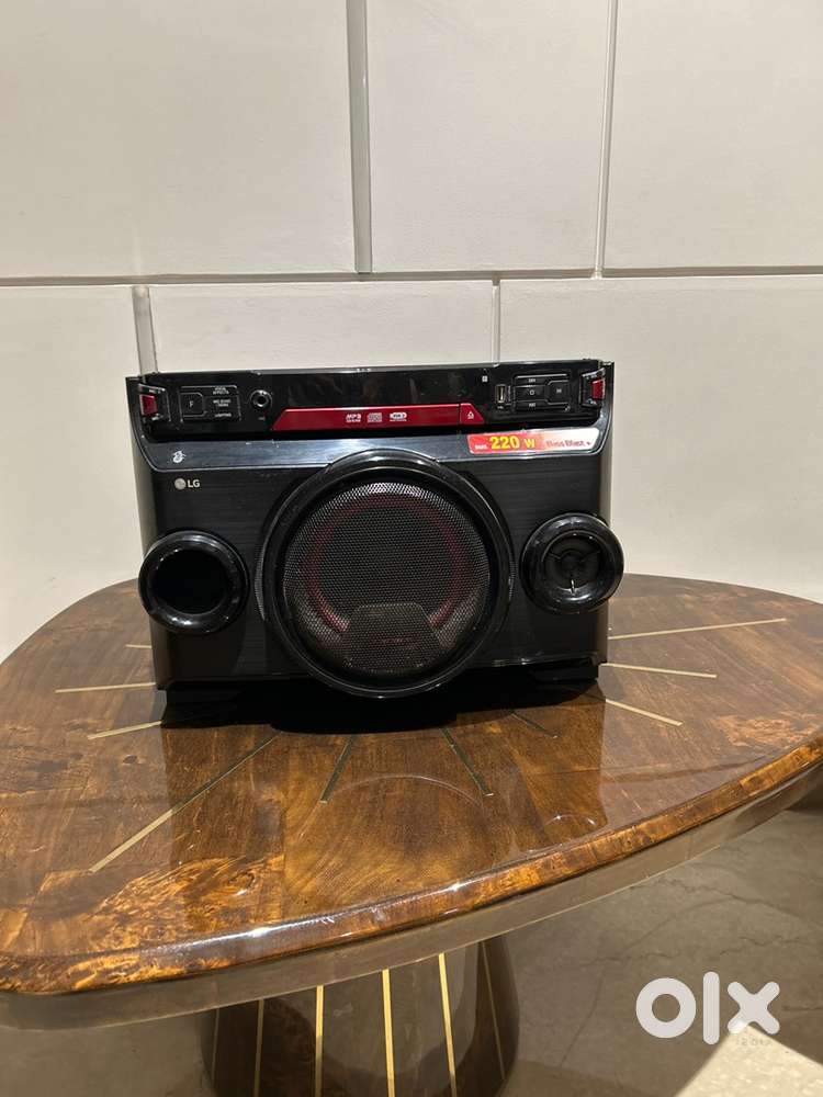 Lg boombox 220w speaker