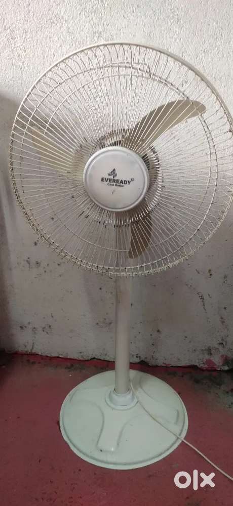 Everyday pedestal fan bechna Hai running condition