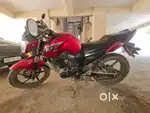 Yamaha Fz 2015 red