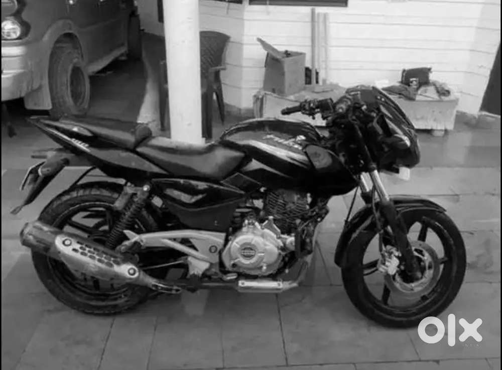 Pulsar , petrol, first owner