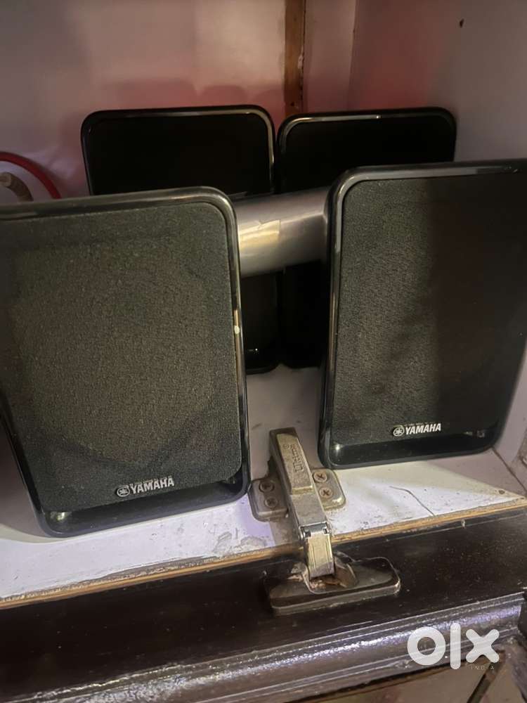 Yamaha High Quality Speakers Set