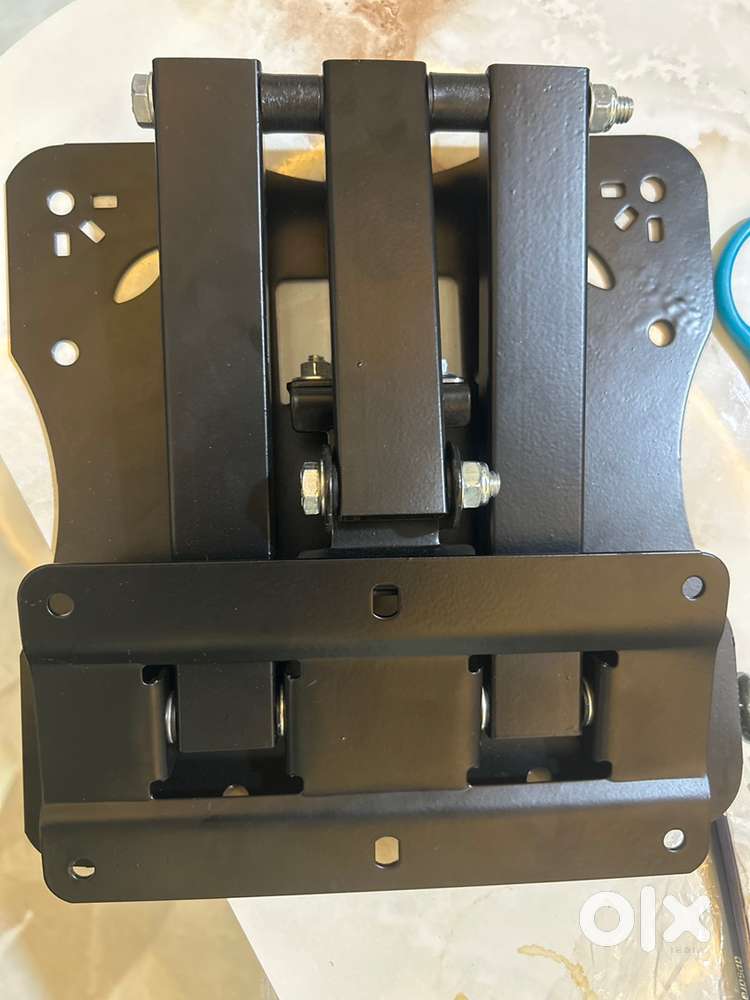 TV wall mount bracket