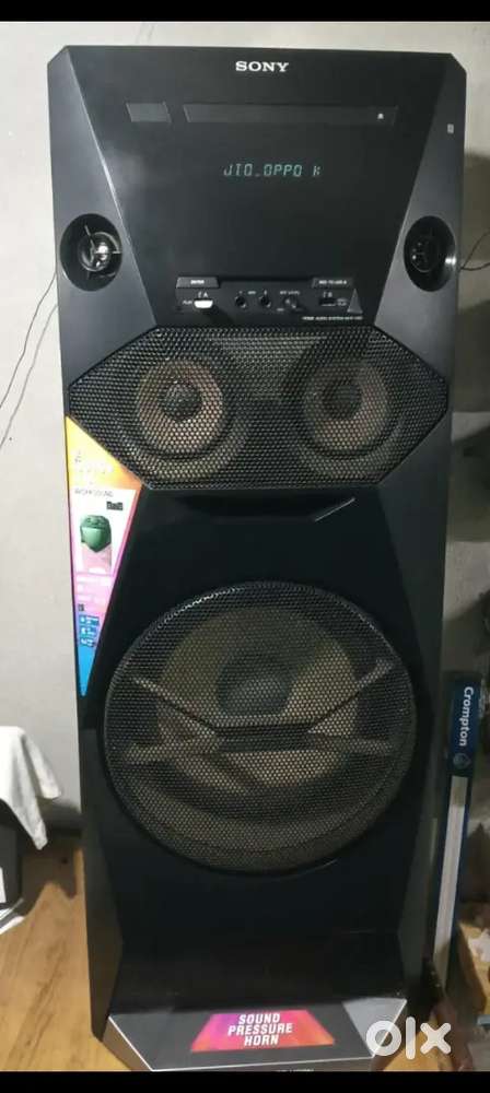 Sony MHC V6D MINI DJ NEW CONDITION VERY LESS USE