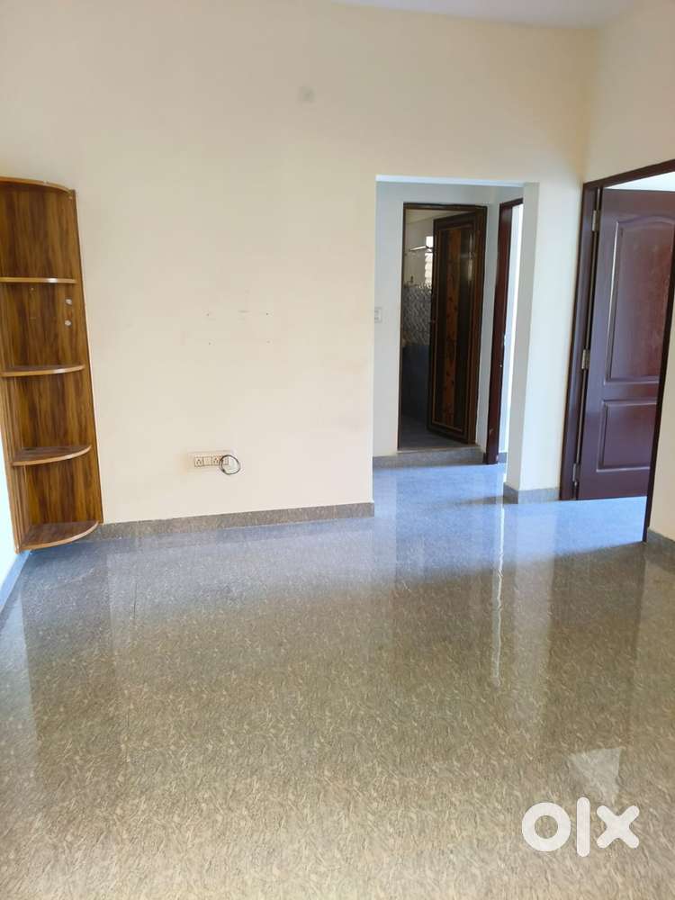 2BHK Builder floor Available in Hsr layout  for lease ready to move