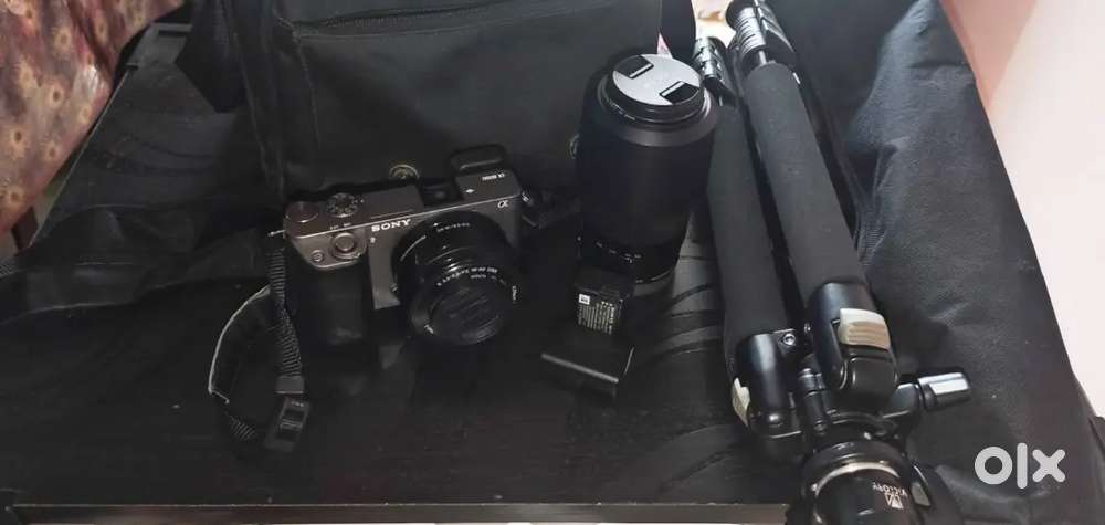 Sony A6000 Mirrorless