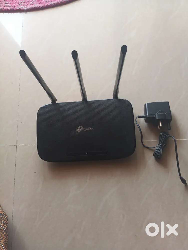 TP LINK 450 MBPS ROUTER UNUSED  FOR SALE